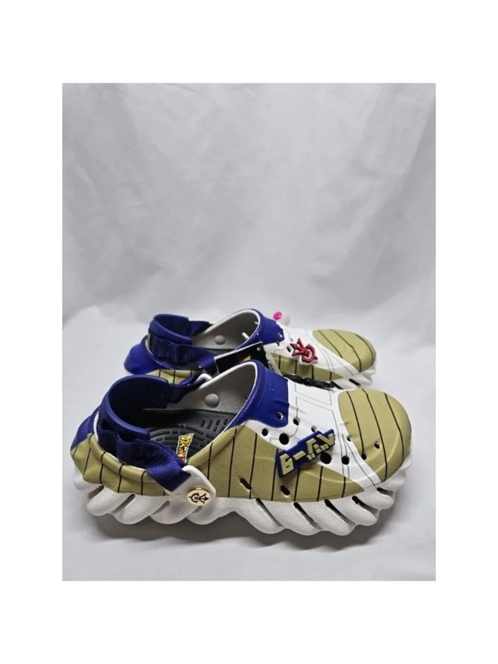 Crocs x Dragon Ball Z Echo Clog Vegeta Brand New - Mens 4/Women's Size 6 Unisex